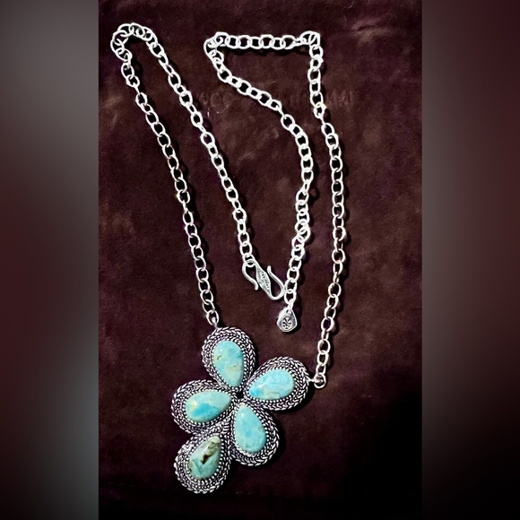 Barse Turquoise Necklace - Picture 2 of 4